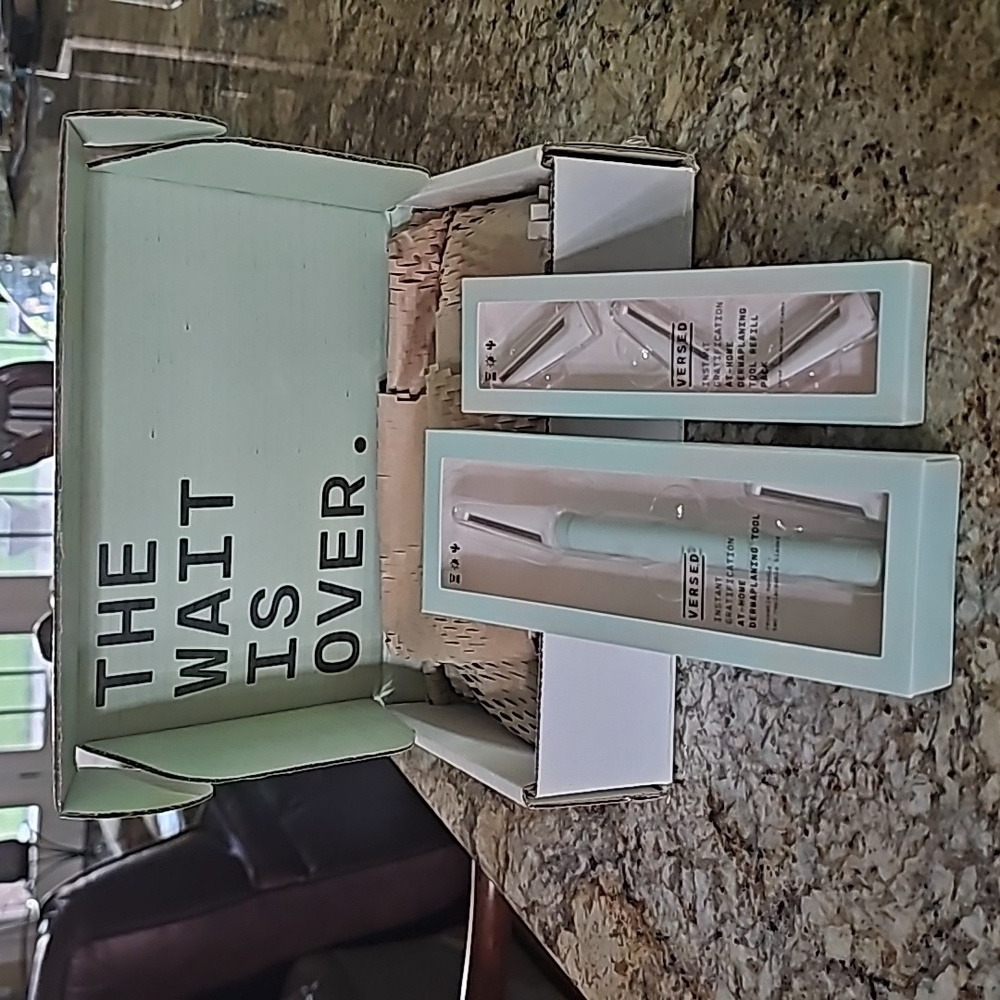 Versed Dermaplaning Tool & Refills